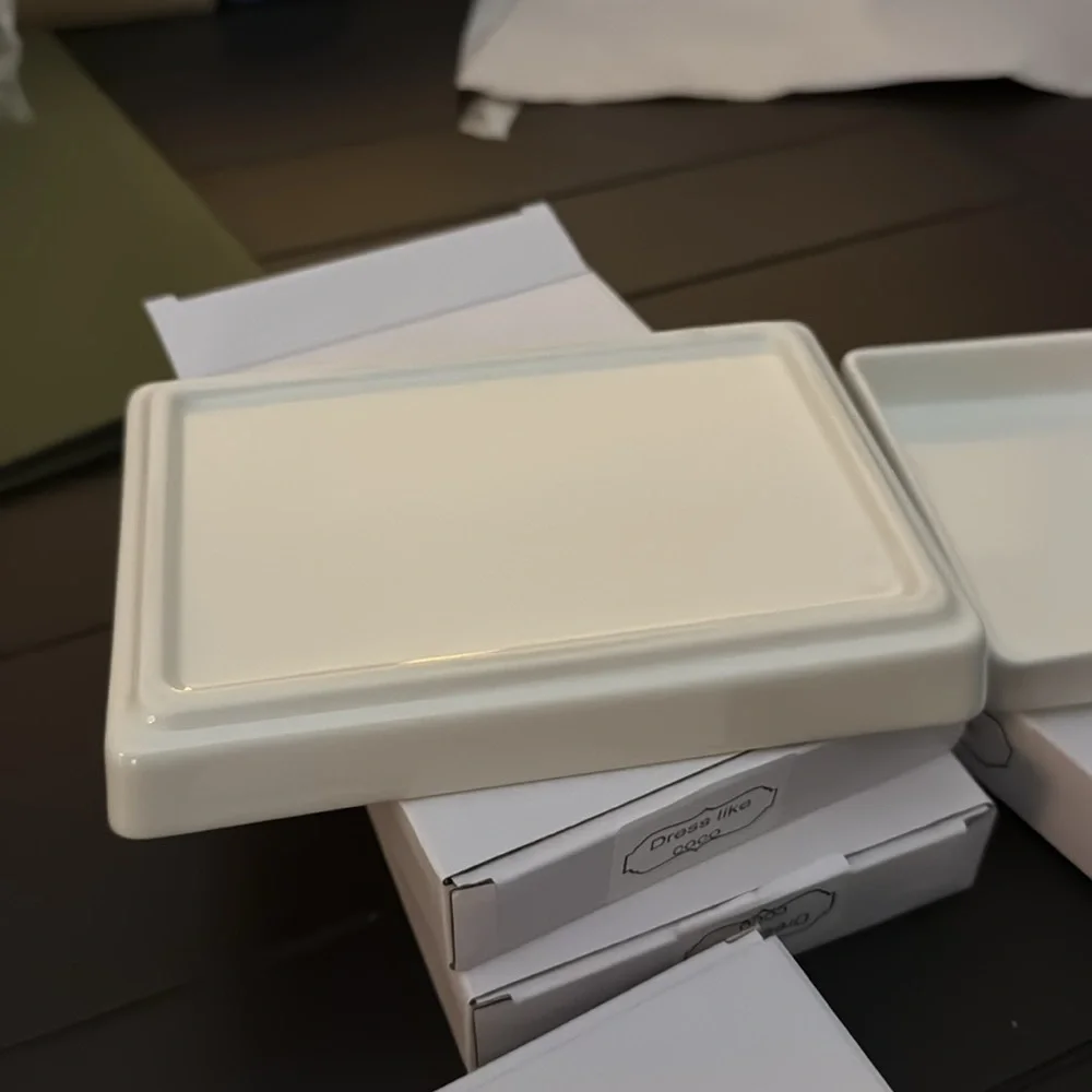 🆕Gift Idea! Beautiful White Ceramic Tray for Entry Table All Season Fashionista